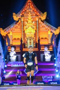 BIB: 9484
                            <button type="button" onclick="openModal(22347239)" class="btn btn-primary btn-sm float-right btn-popup" data-toggle="modal" data-target=".modal-high-quality">
                        <i class="fas fa-shopping-cart"></i> Add to Cart
                    </button>
                                            <button type="button" onclick="isThisMe(22347239, true)" class="btn btn-success btn-sm float-right btn-popup btn-isme hidden" data-toggle="tooltip" data-placement="bottom" title="นี่คือรูปของคุณใช่ไหม คลิกที่นี่เพื่อเอาเข้าอัลบั้ม">
                        <i class="fas fa-plus"></i> Add to album
                    </button>
                    <button type="button" onclick="isThisMe(22347239, false)" class="btn btn-warning btn-sm float-right btn-popup btn-isnotme hidden">
                        <i class="fas fa-ban"></i> Remove from album
                    </button>